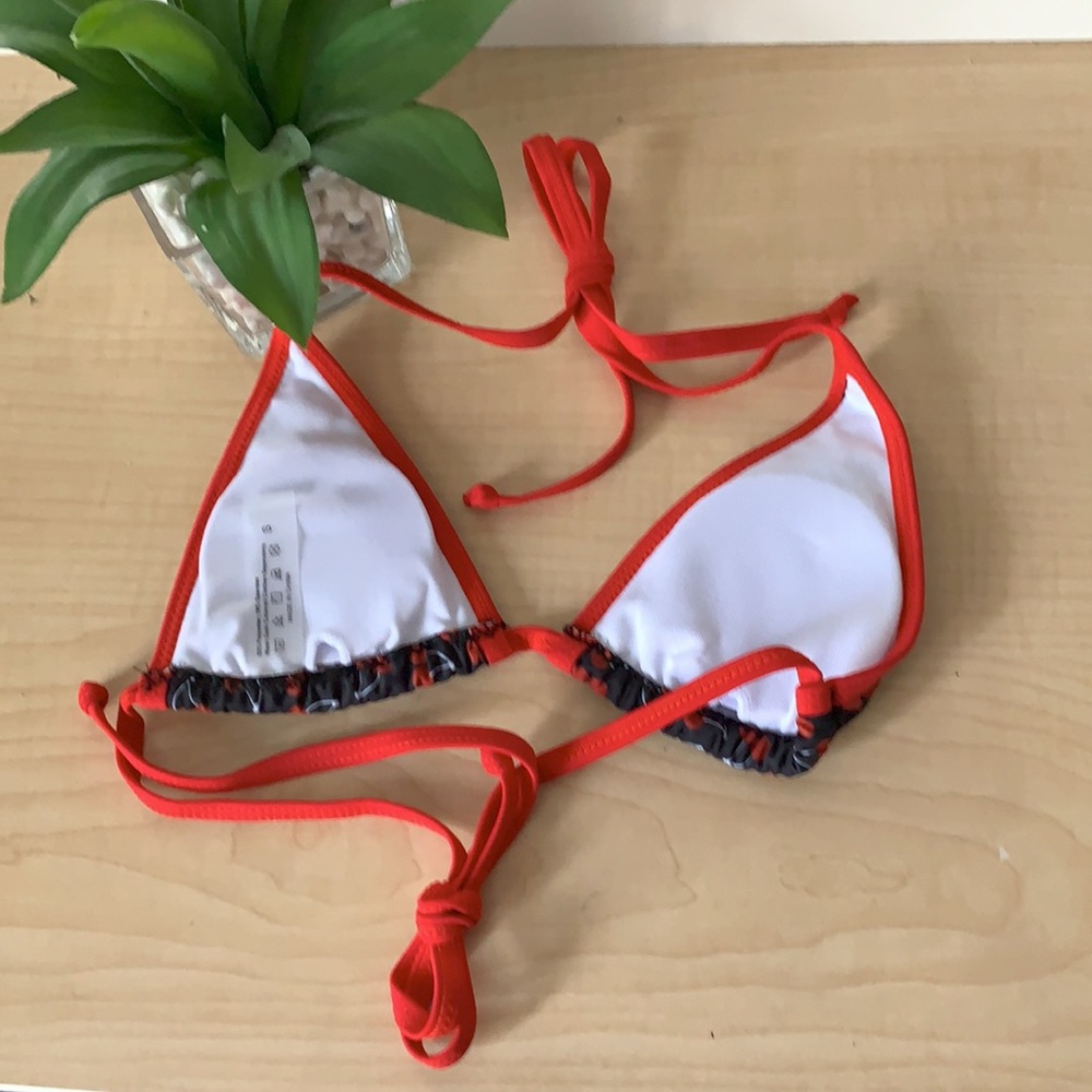 Cherry Pattern Bikini Top 🍒 (NWOT) - Picture 2 of 3